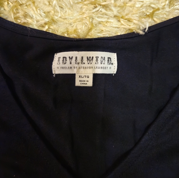 Idyllwind Free Fly Black Fringe Sleeve Top with Ombre Fringe - Picture 6 of 9